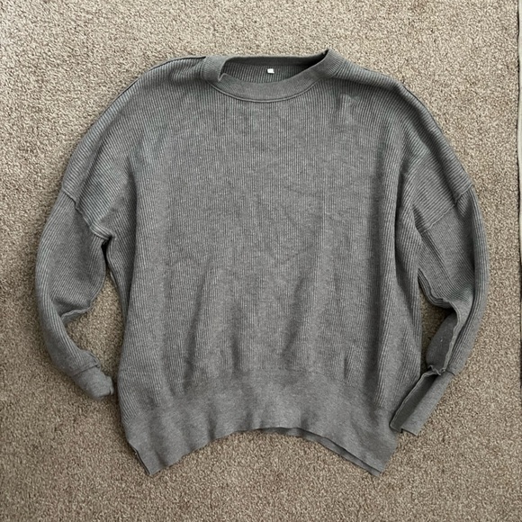 Gray Oversized Batwing Sweater - Picture 2 of 5